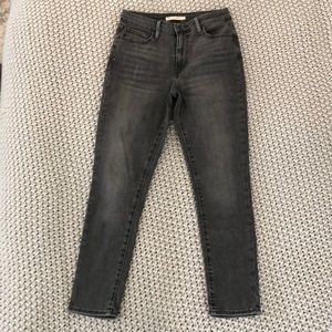 Women’s Levi’s 721